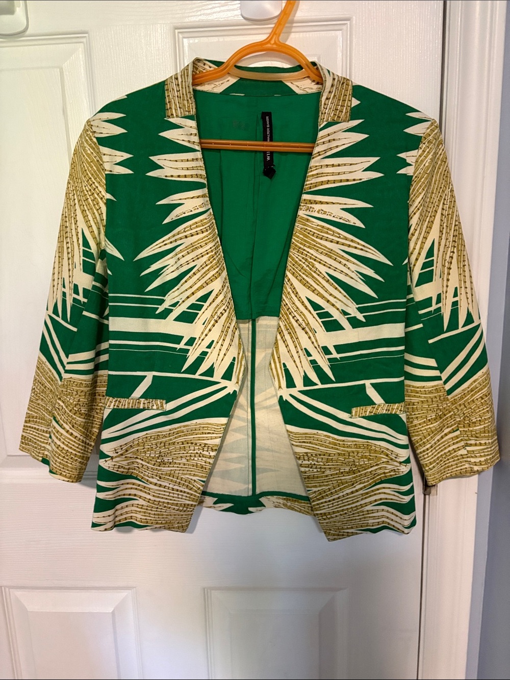 Walter Baker Green and Cream Palm-Print Open Blazer